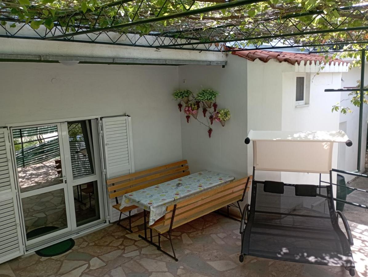 Pia Apartment Дугі-Рат Екстер'єр фото