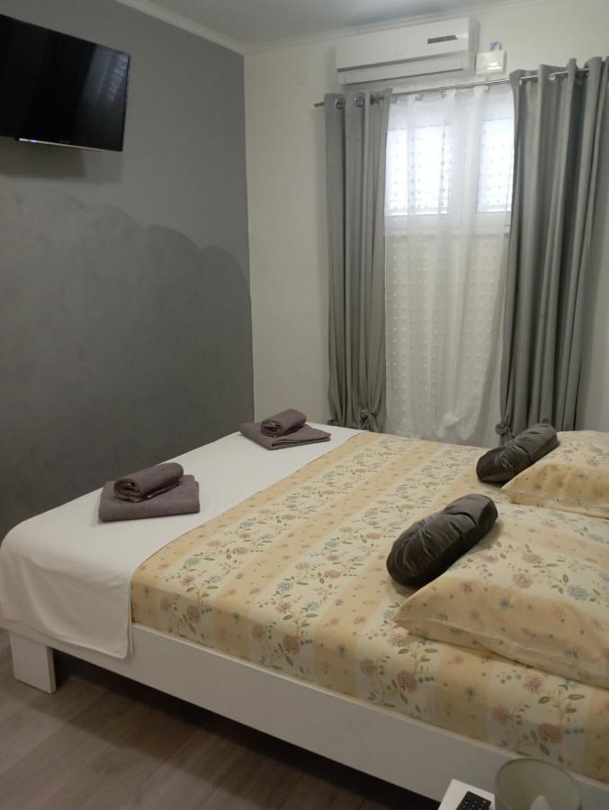 Pia Apartment Дугі-Рат Екстер'єр фото