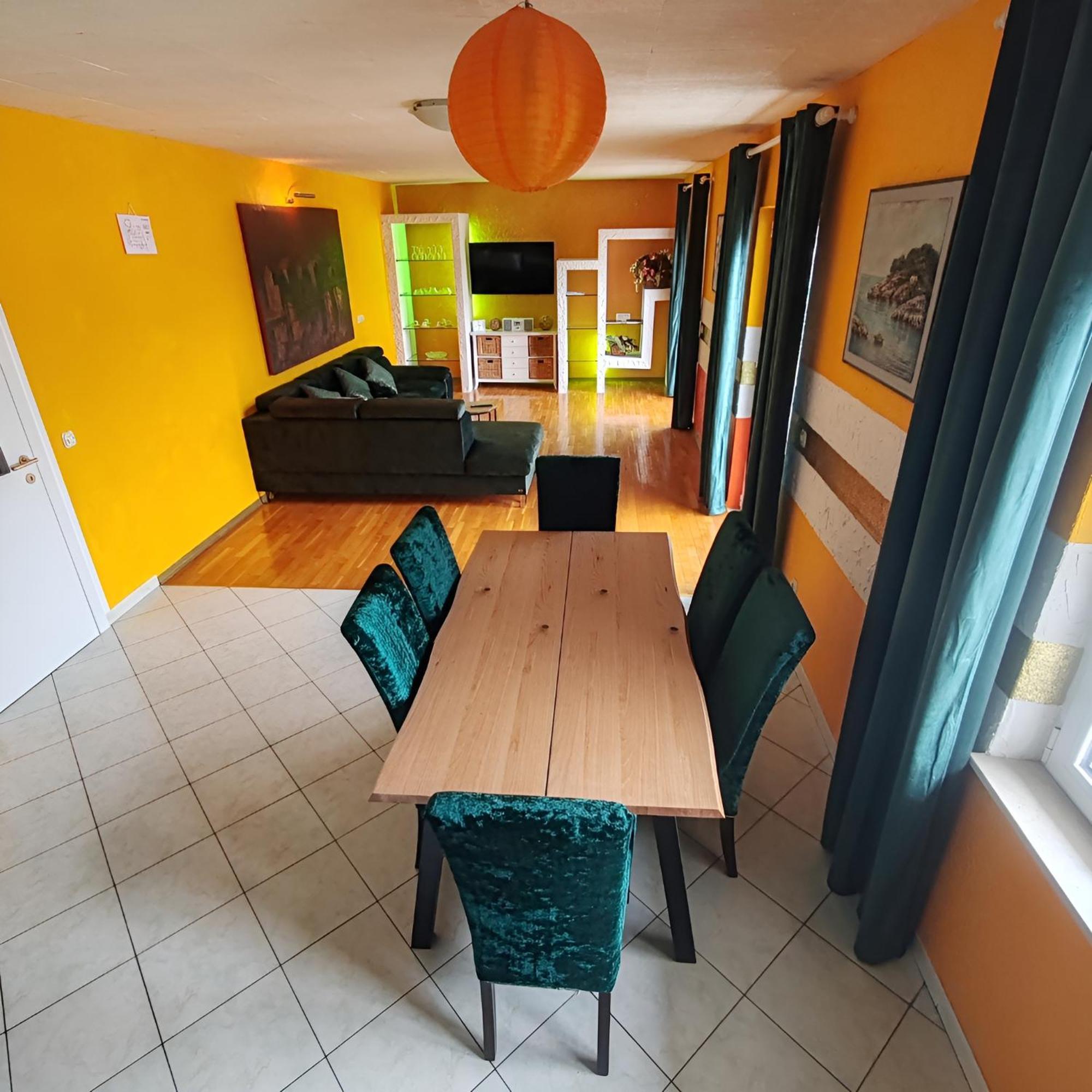 Pia Apartment Дугі-Рат Екстер'єр фото