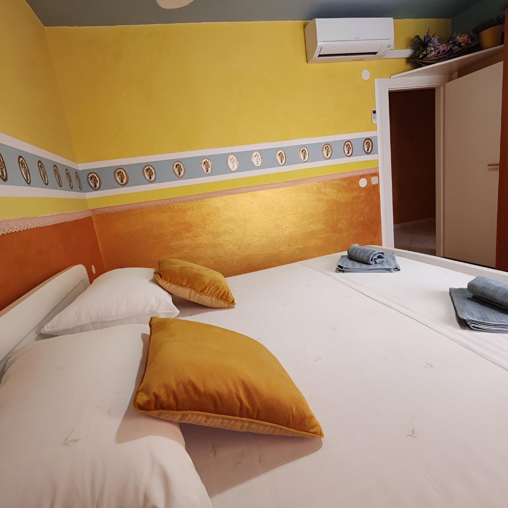 Pia Apartment Дугі-Рат Екстер'єр фото