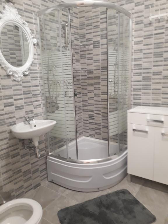Pia Apartment Дугі-Рат Екстер'єр фото